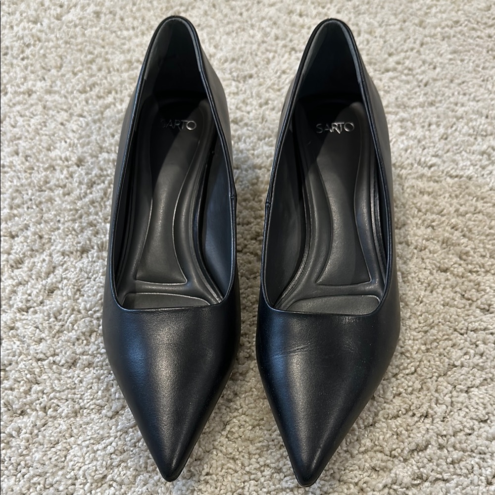 Black Women's Pumps